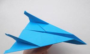 Как сделать самолет из бумаги?